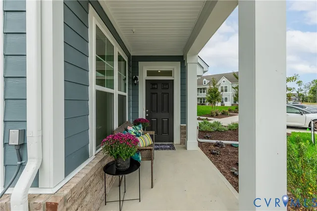 $375,000 | 5304 Twisting Vine Lane, Unit 102, Glen Allen, VA 23059