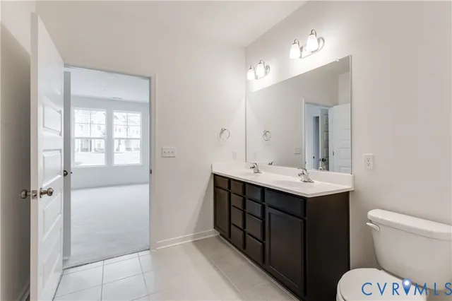 $375,000 | 5304 Twisting Vine Lane, Unit 102, Glen Allen, VA 23059