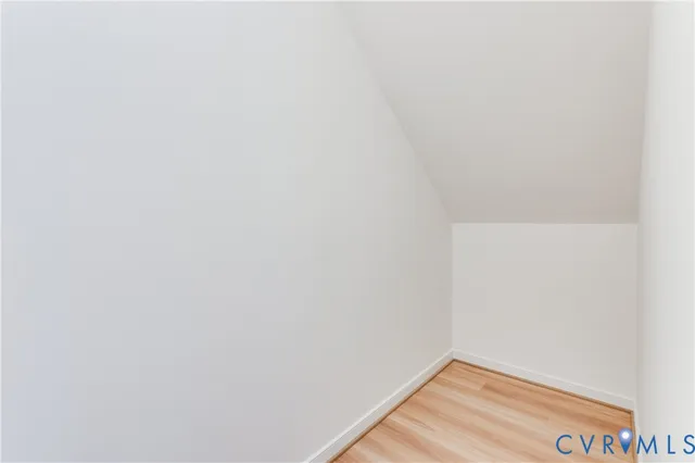 $375,000 | 5304 Twisting Vine Lane, Unit 102, Glen Allen, VA 23059