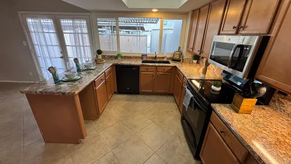 $2,195 | 1726 East Baker Drive, Tempe, AZ 85282