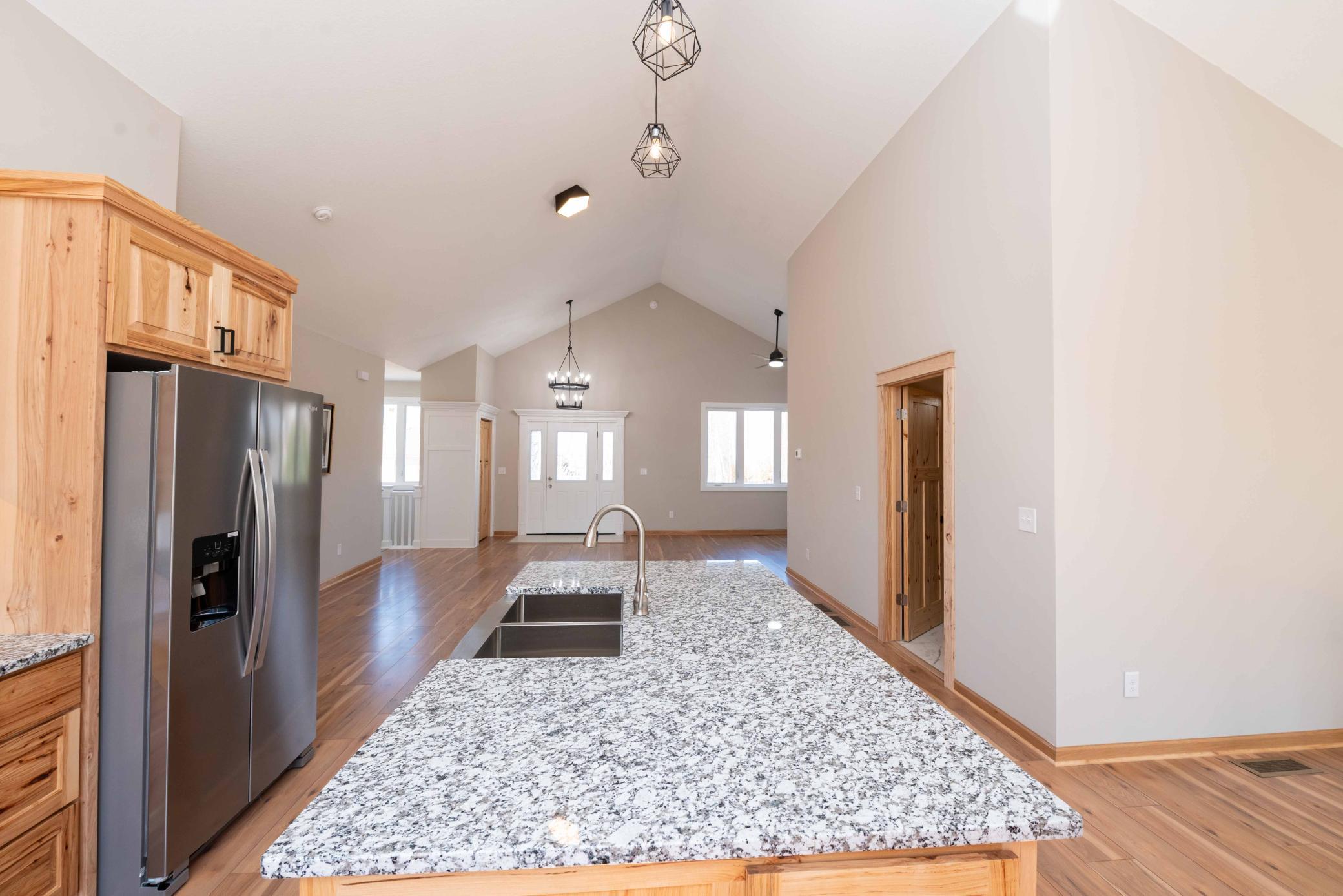 575 Elins Lake Road Cambridge, MN 55008 - Photo 8 of 89