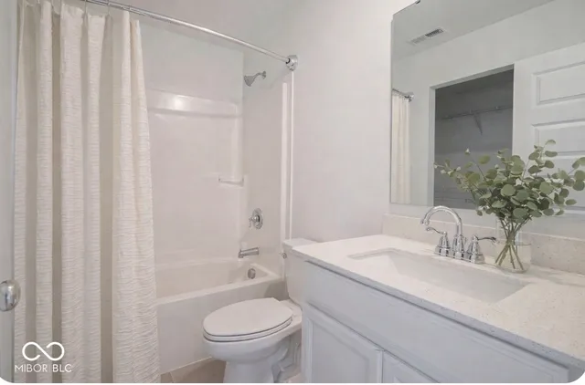 $284,900 | 11638 Hartwell Street, Indianapolis, IN 46235