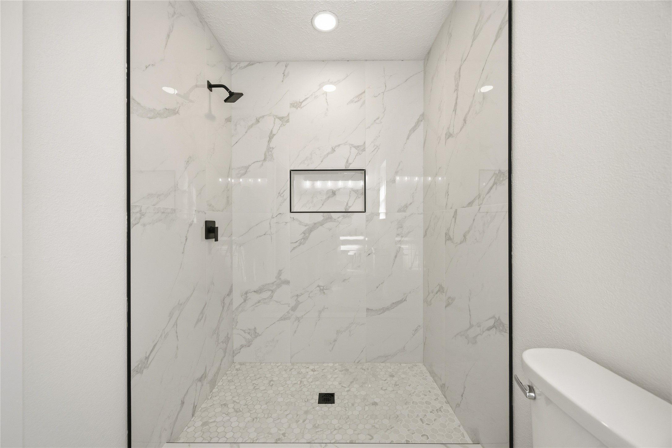 23222 Earlmist Drive Spring, TX 77373 - Photo 14 of 28 Primary ensuite bath with walk in shower