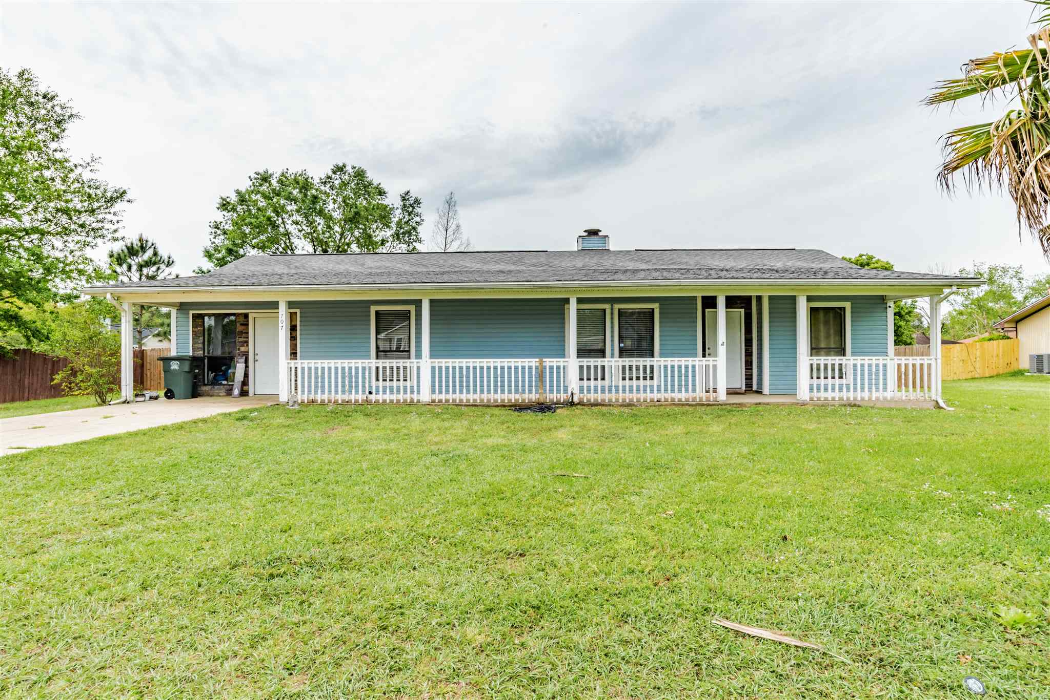 707 West Magnolia Avenue Foley, AL 36535 - Photo 3 of 28