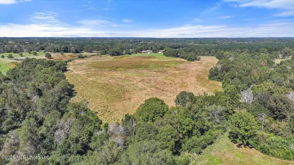 $305,600 | Dry Creek Road, Magee, MS 39111