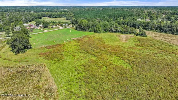 $305,600 | Dry Creek Road, Magee, MS 39111