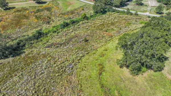 $305,600 | Dry Creek Road, Magee, MS 39111