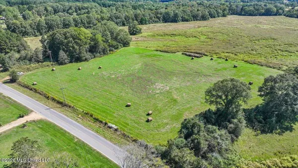 $305,600 | Dry Creek Road, Magee, MS 39111