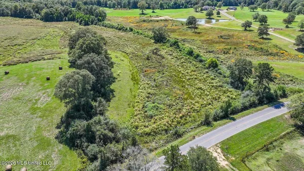 $305,600 | Dry Creek Road, Magee, MS 39111