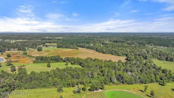 $305,600 | Dry Creek Road, Magee, MS 39111