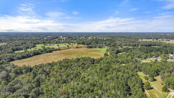 $305,600 | Dry Creek Road, Magee, MS 39111