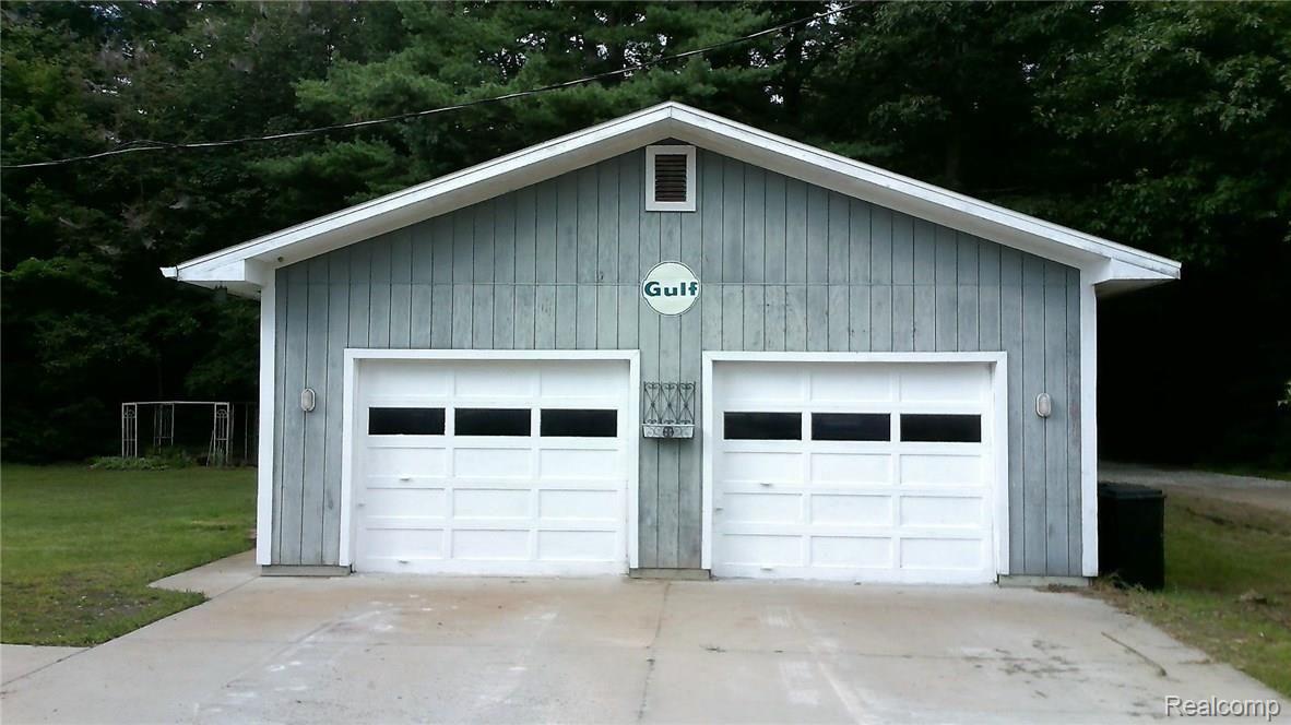7090 Bryce Road North Street, MI 48049 - Photo 2 of 36 WIN_20170830_16_49_00_Pro.jpg