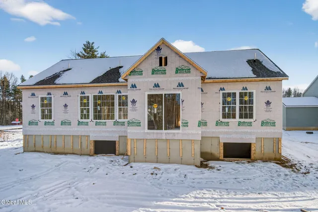 $682,900 | 16 Mackenna Court, Ballston, NY 12019