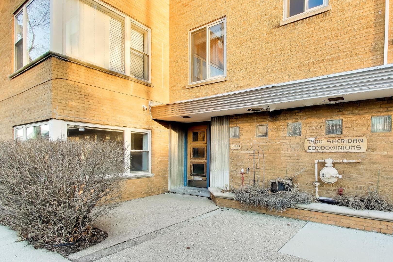 7404 North Sheridan Road, Unit G Chicago, IL 60626 - Photo 3 of 35