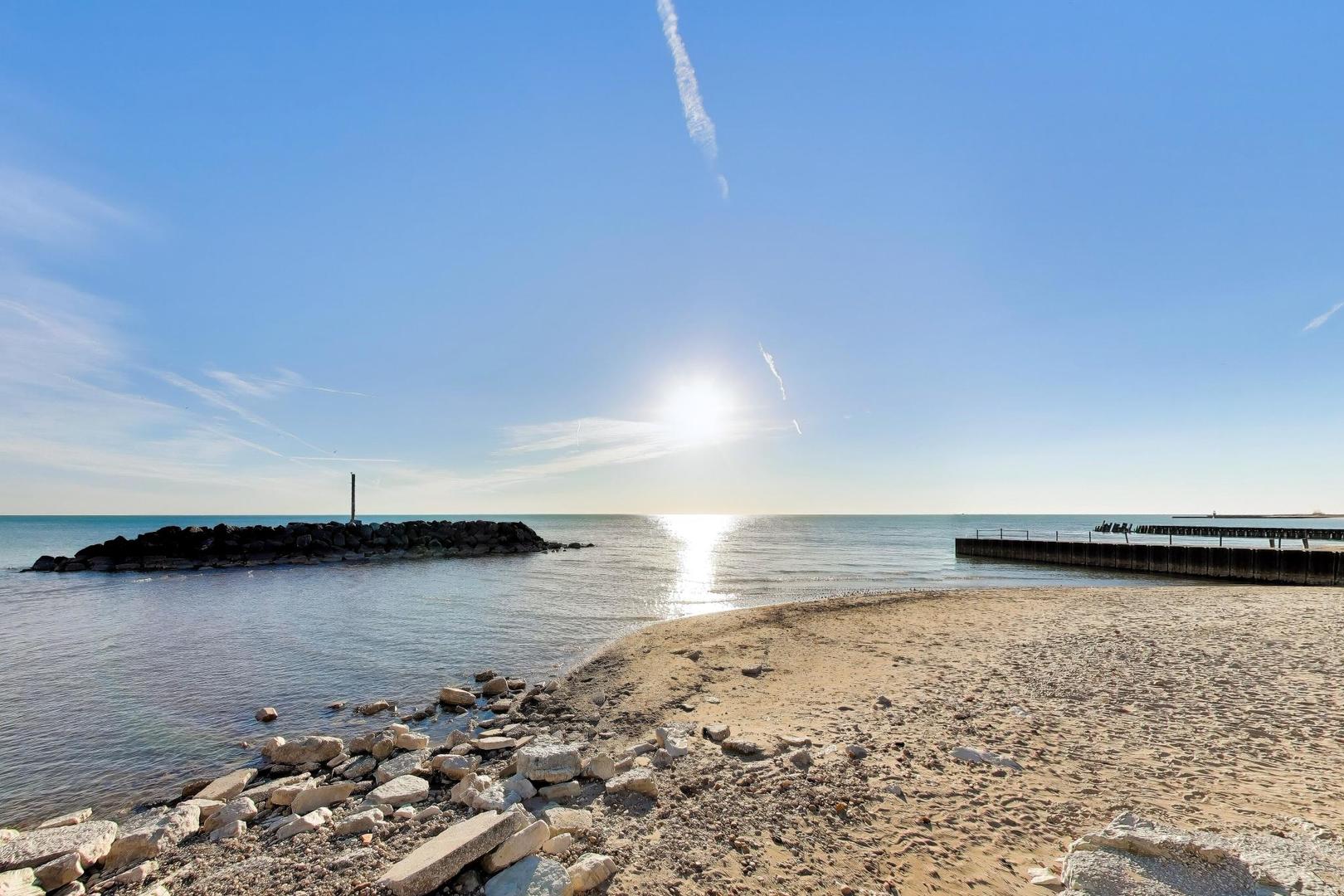 7404 North Sheridan Road, Unit G Chicago, IL 60626 - Photo 34 of 35