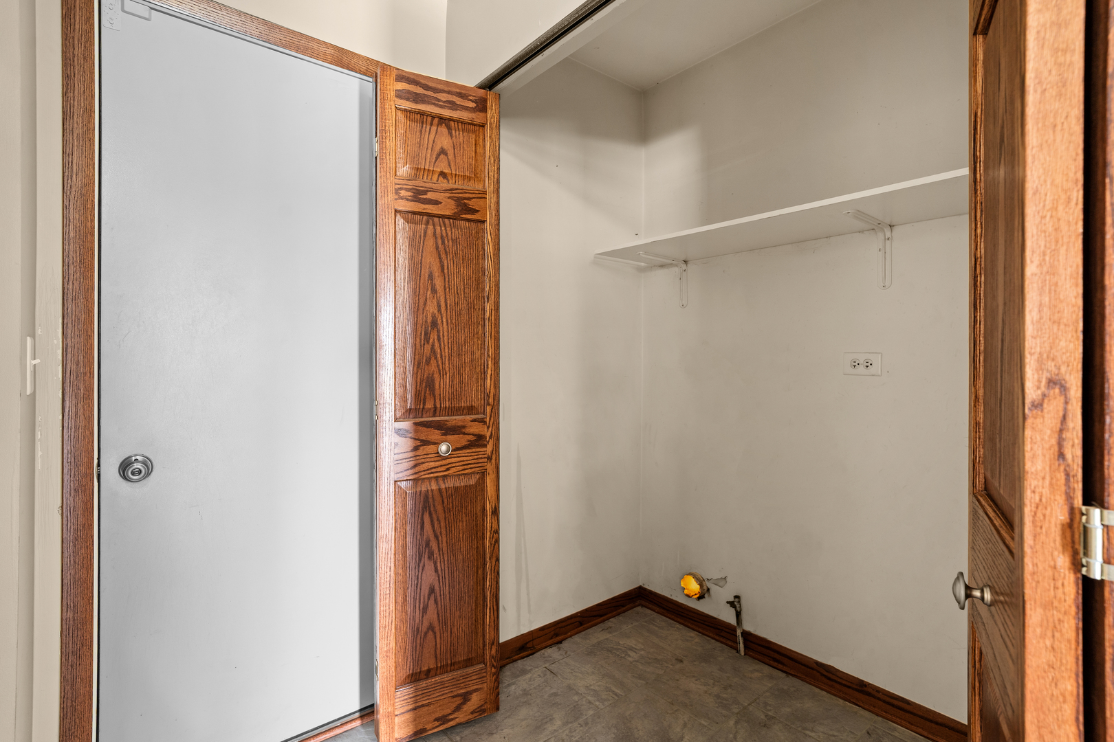 114 International Way Joliet, IL 60421 - Photo 15 of 31 a view of walk in closet with empty racks