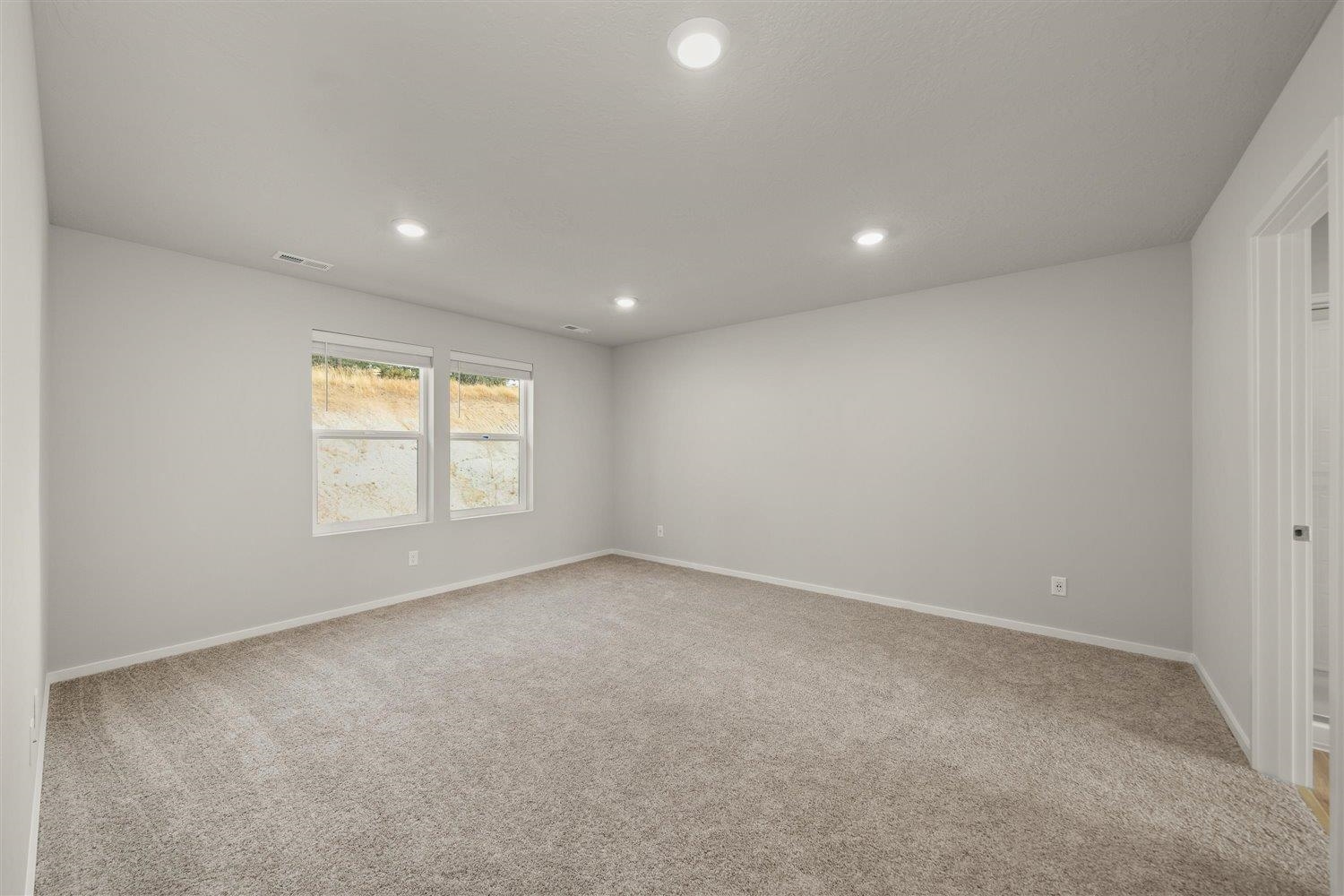 12022 North Greene Street Mead, WA 99021 - Photo 17 of 24