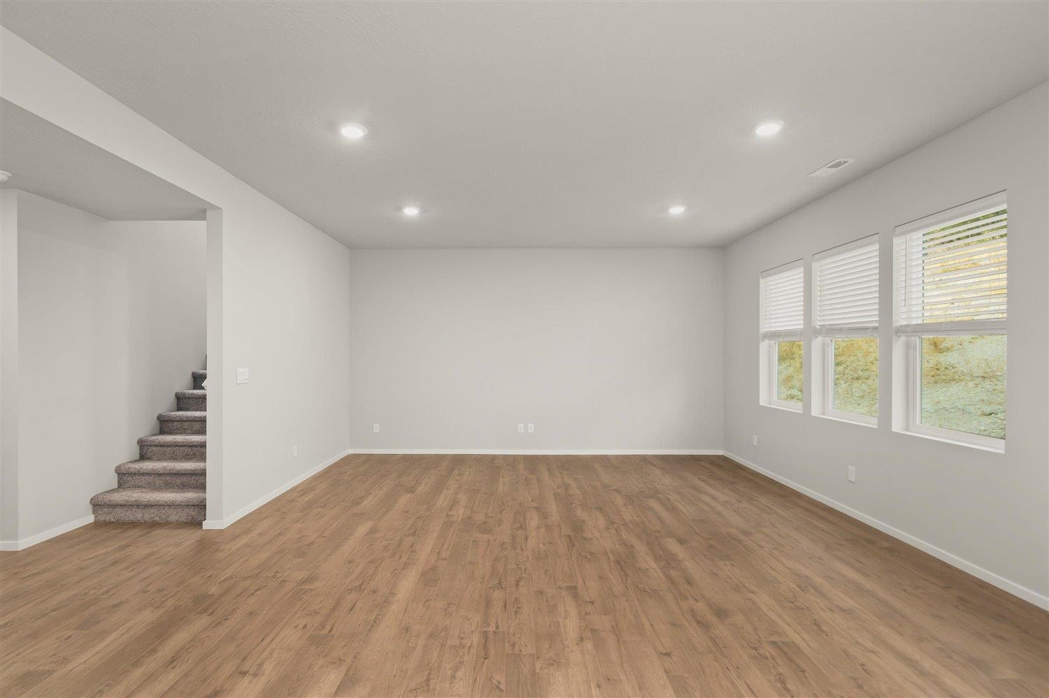 12022 North Greene Street Mead, WA 99021 - Photo 9 of 24