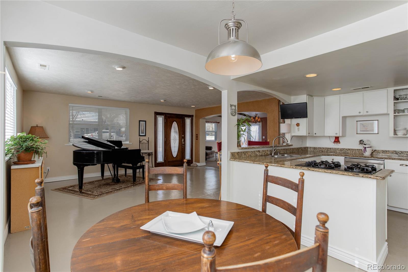4340 Garland Street Wheat Ridge, CO 80033 - Photo 9 of 32 Gallery Image 9