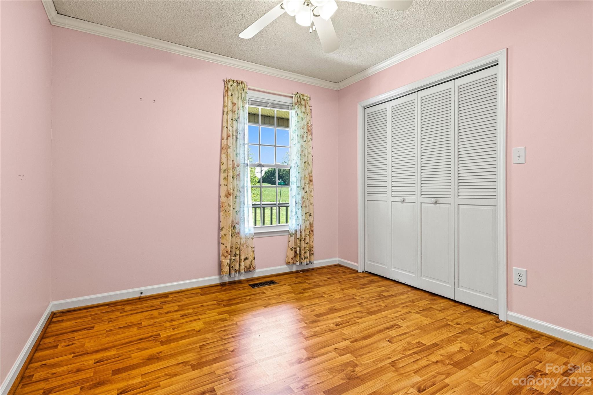5327 Lee Cline Road Conover, NC 28613 - Photo 25 of 36 an empty room with a window