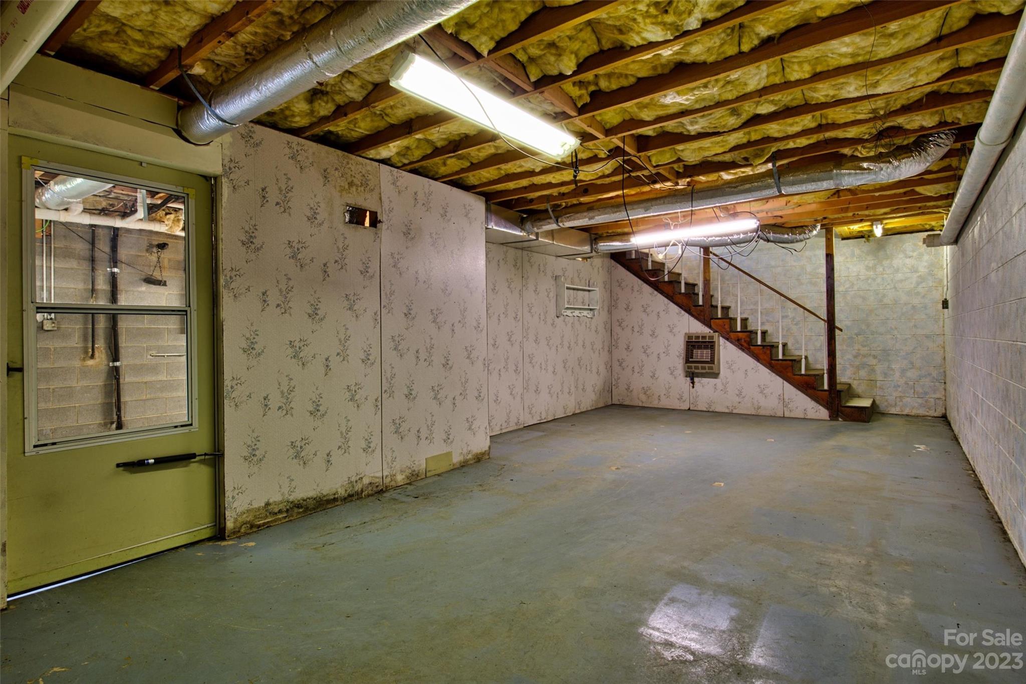 5327 Lee Cline Road Conover, NC 28613 - Photo 29 of 36 a view of an empty room