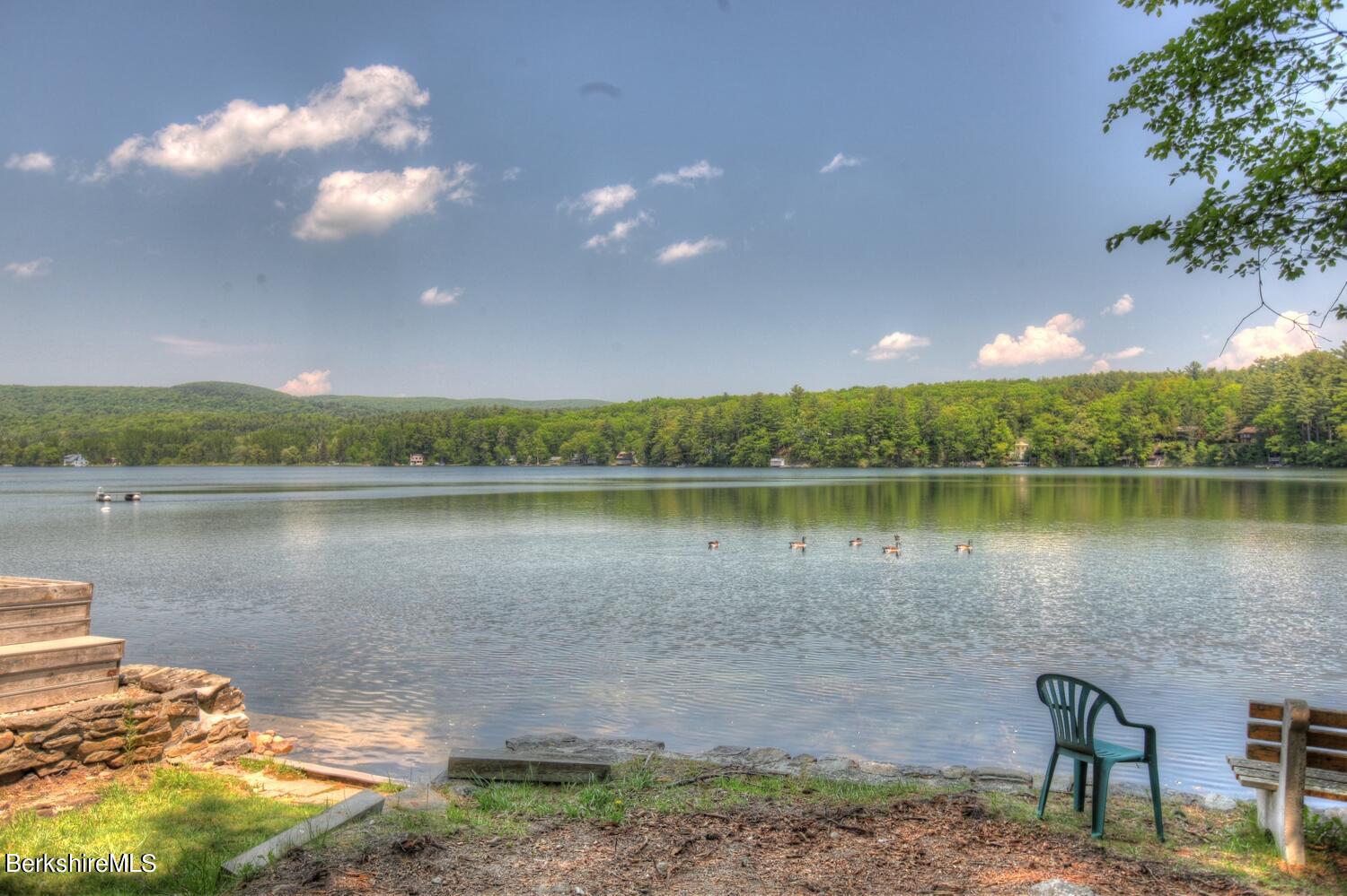 9 Lakeside Road New Marlborough, MA 01230 - Photo 16 of 29 9 Lakeside Lake Buel 13