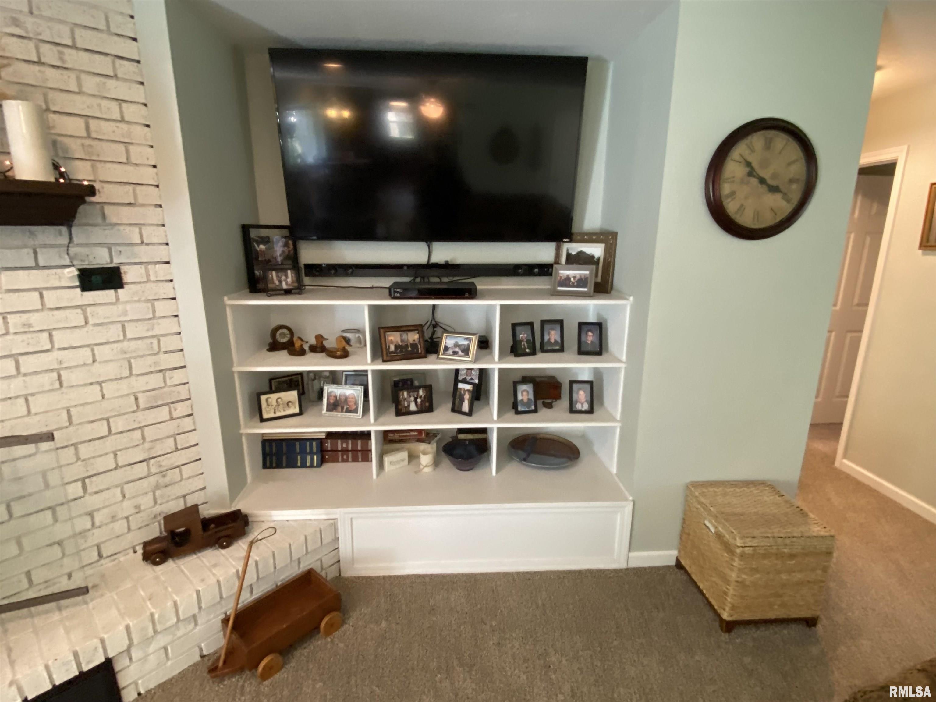 28 Stone Forge Pike Flora, IL 62839 - Photo 15 of 54