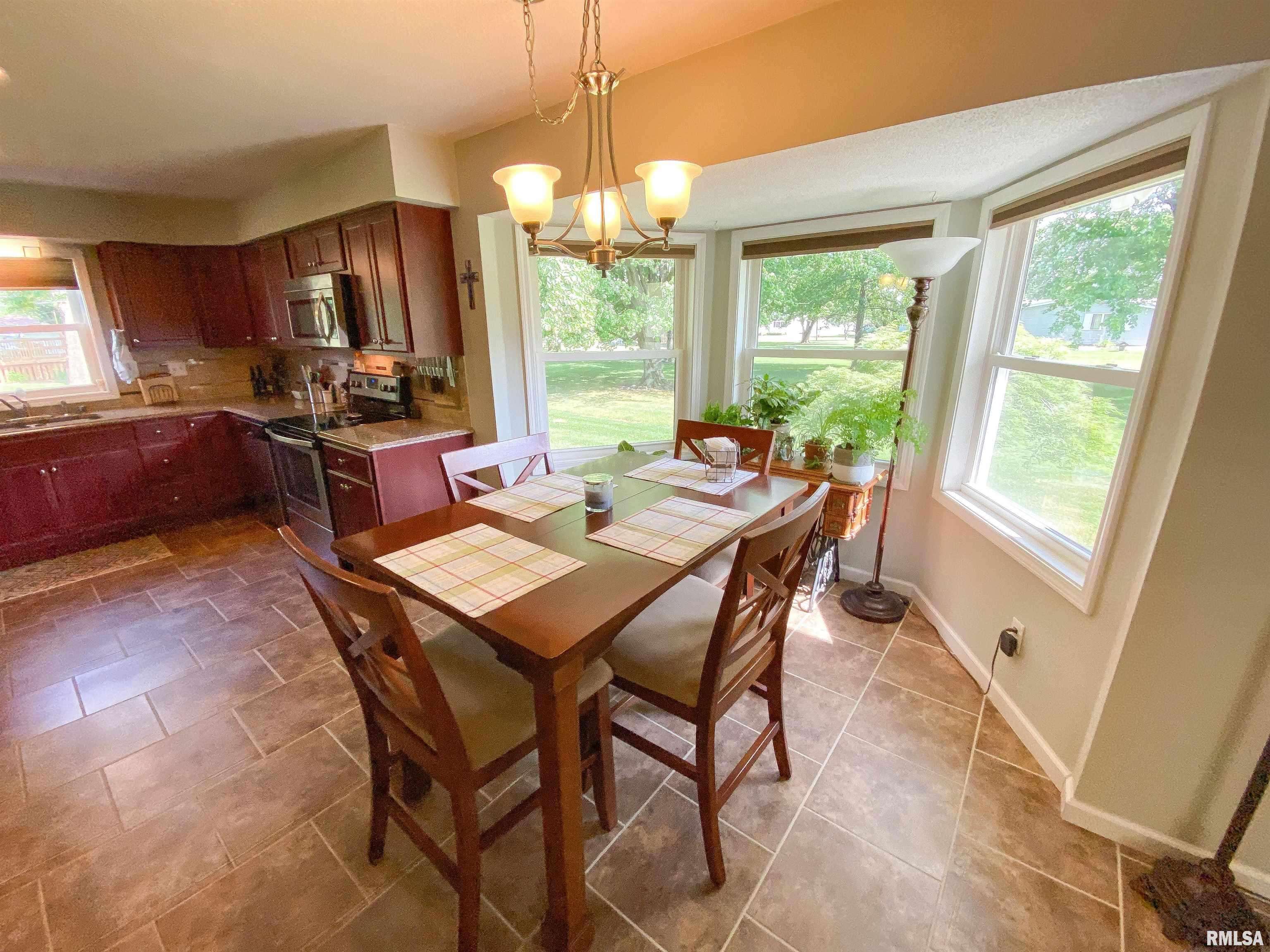 28 Stone Forge Pike Flora, IL 62839 - Photo 18 of 54