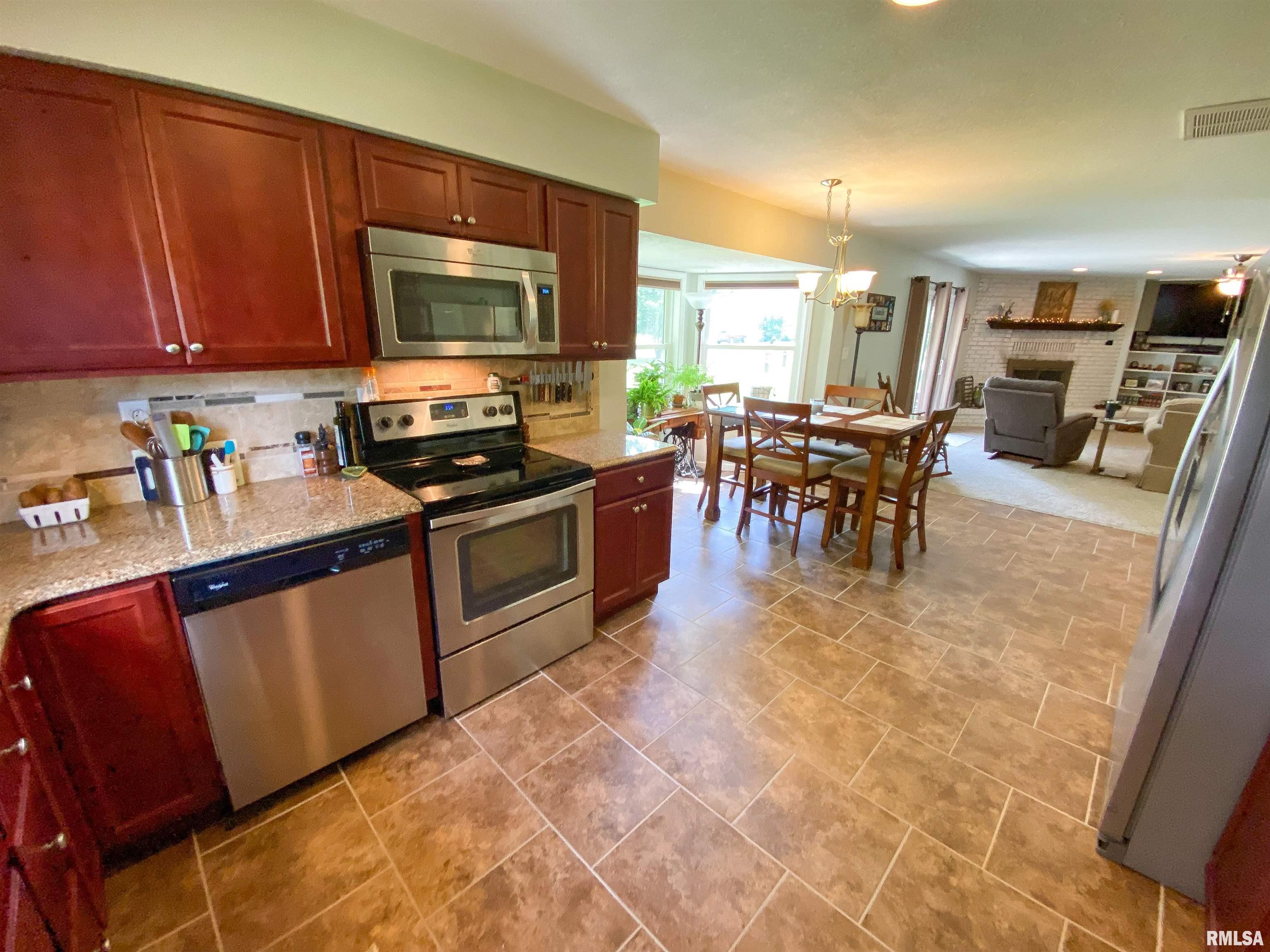 28 Stone Forge Pike Flora, IL 62839 - Photo 24 of 54