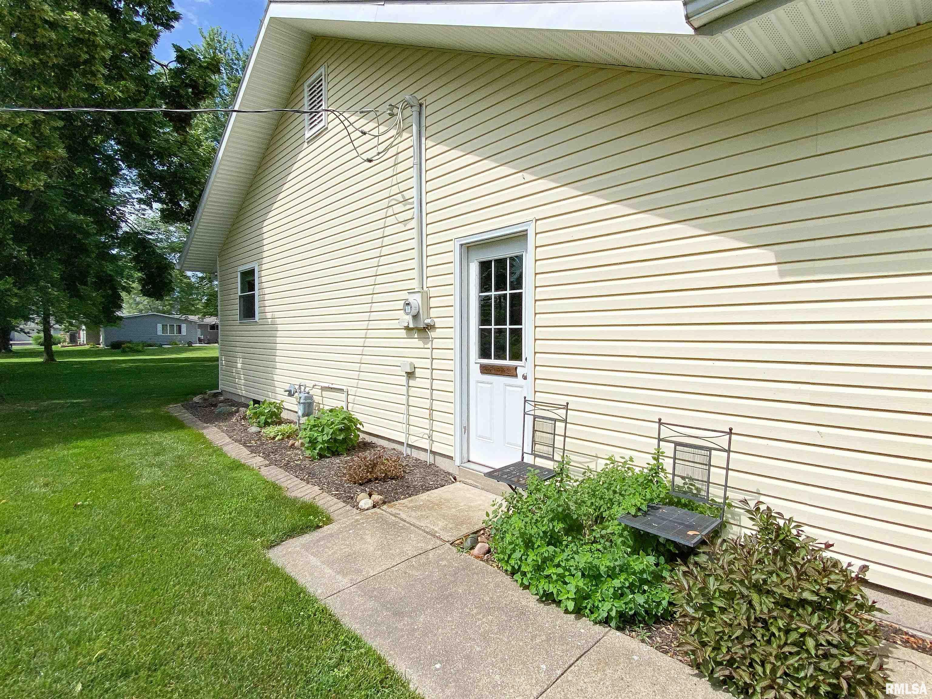 28 Stone Forge Pike Flora, IL 62839 - Photo 50 of 54