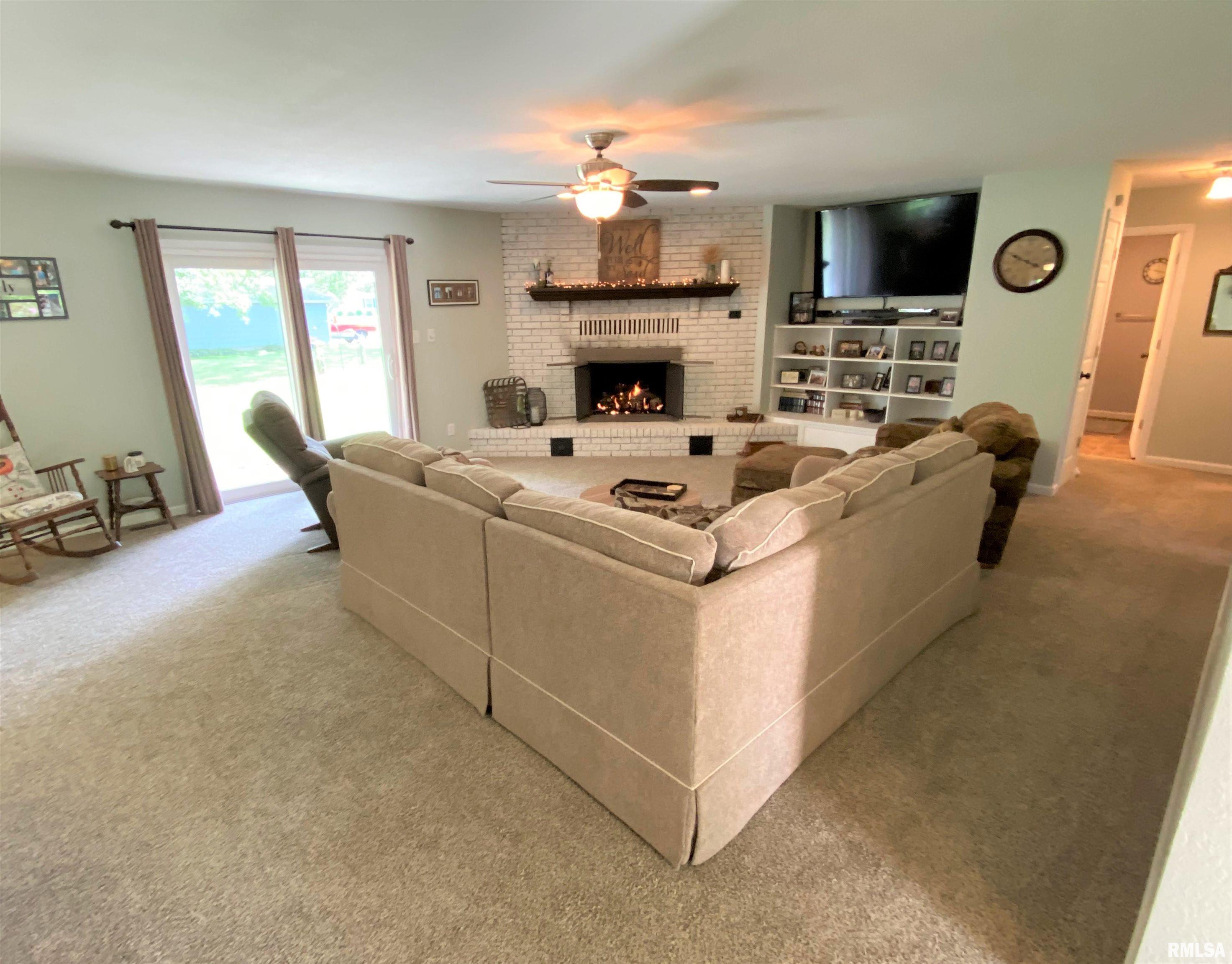 28 Stone Forge Pike Flora, IL 62839 - Photo 9 of 54