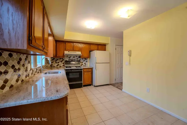 $799,000 | 78 Newberry Avenue | Dongan Hills