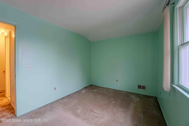 $799,000 | 78 Newberry Avenue | Dongan Hills