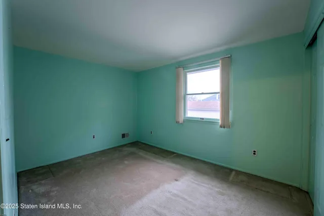 $799,000 | 78 Newberry Avenue | Dongan Hills