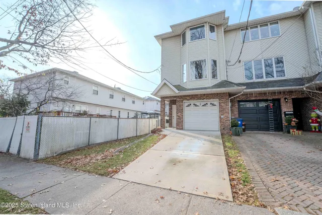 $799,000 | 78 Newberry Avenue | Dongan Hills