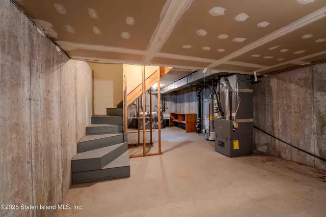 $799,000 | 78 Newberry Avenue | Dongan Hills