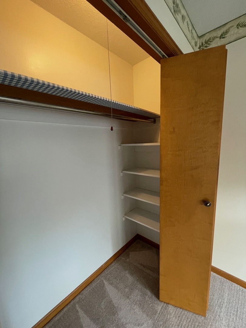 7 Mcdonald Court Champaign, IL 61821 - Photo 24 of 38