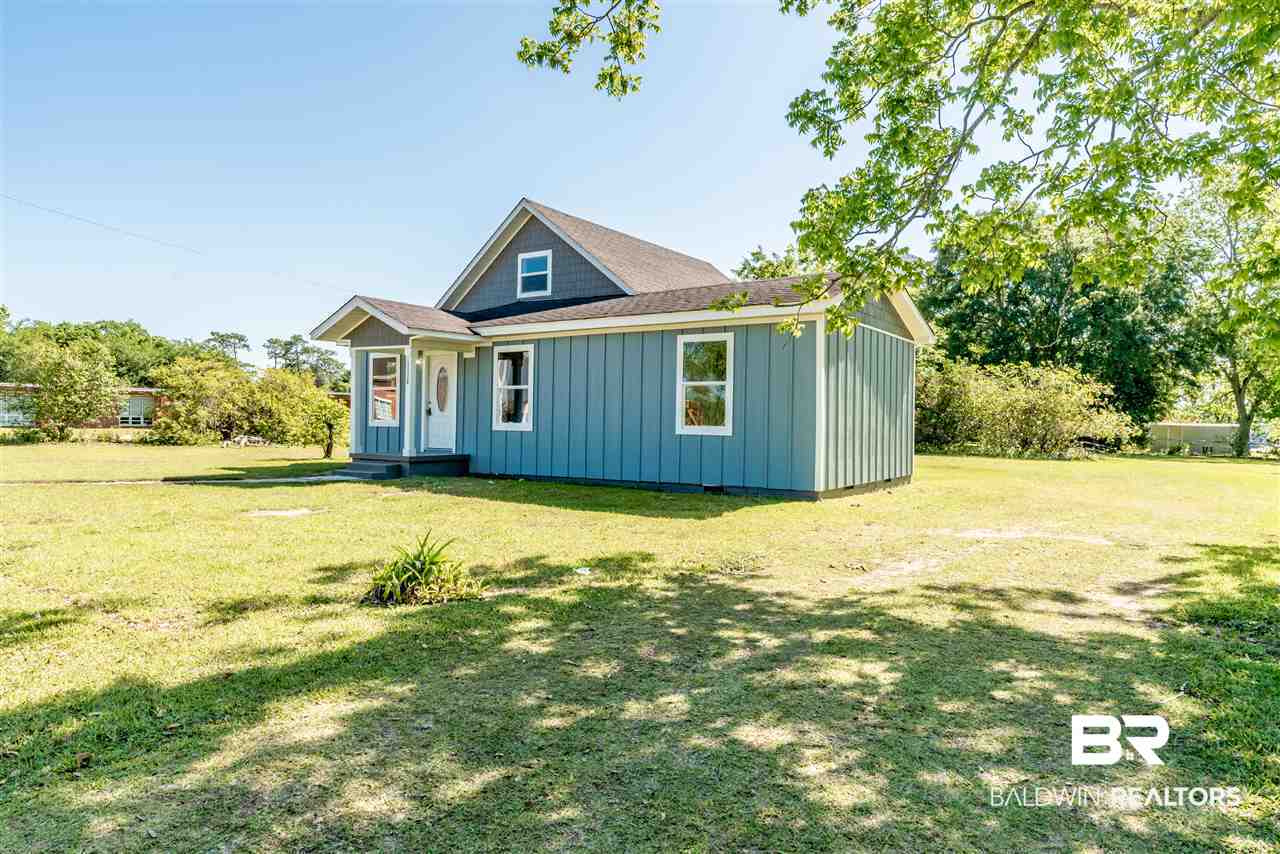 13308 Chicago Street Elberta, AL 36530 - Photo 2 of 22 Corner Lot