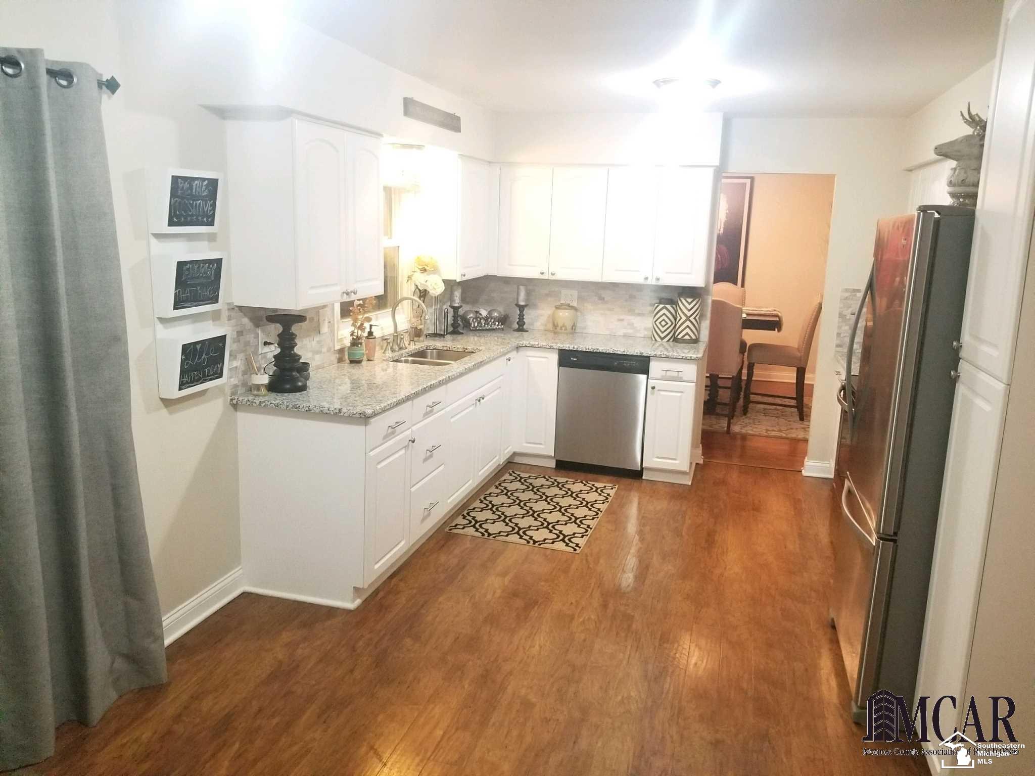 7021 Ida East Road Ida, MI 48140 - Photo 5 of 25 21433548-4.JPG