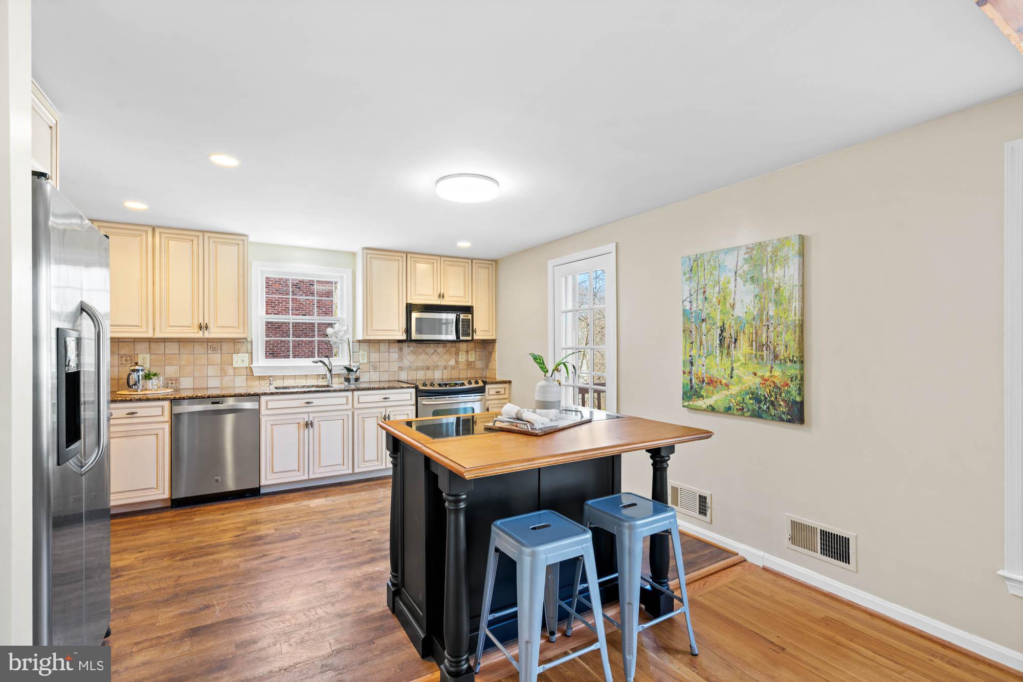 18932 Diary Road Montgomery Village, MD 20886 - Photo 26 of 73 Gallery Image 26