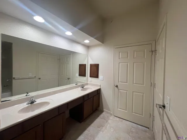 $1,200 | Undisclosed Address, Baton Rouge, LA 70809