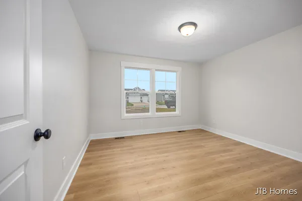 $539,900 | 11440 Shoreline Drive, Unit 110, Allendale, MI 49401