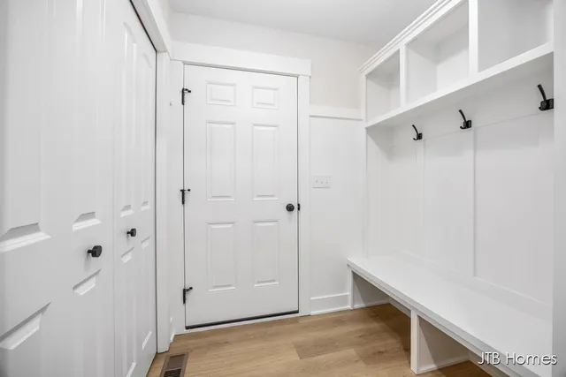 $539,900 | 11440 Shoreline Drive, Unit 110, Allendale, MI 49401