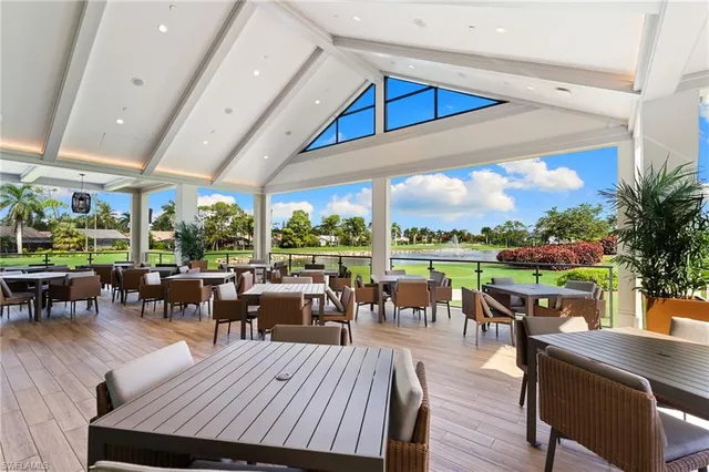 $829,000 | 200 St James Way, Naples, FL 34104