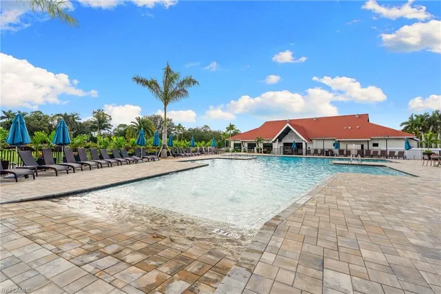 $829,000 | 200 St James Way, Naples, FL 34104