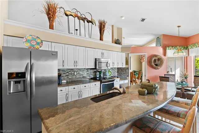 $829,000 | 200 St James Way, Naples, FL 34104