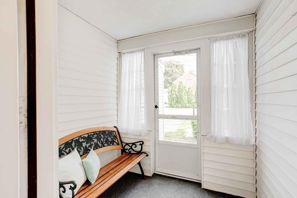 104 Bay State Road Arlington, MA 02474 - Photo 4 of 34 Gallery Image 4
