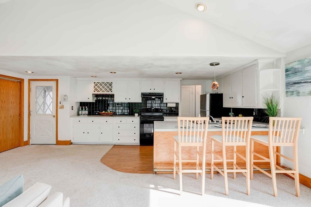 104 Bay State Road Arlington, MA 02474 - Photo 8 of 34 Gallery Image 8