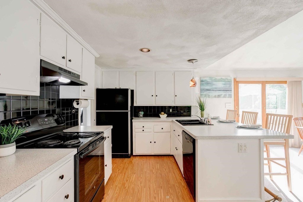 104 Bay State Road Arlington, MA 02474 - Photo 10 of 34 Gallery Image 10