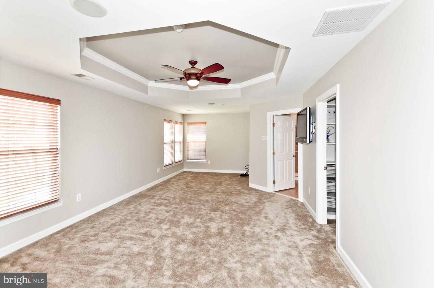 8006 Kingsmill Road Brandywine, MD 20613 - Photo 28 of 47 Primary Suite w/trey ceiling